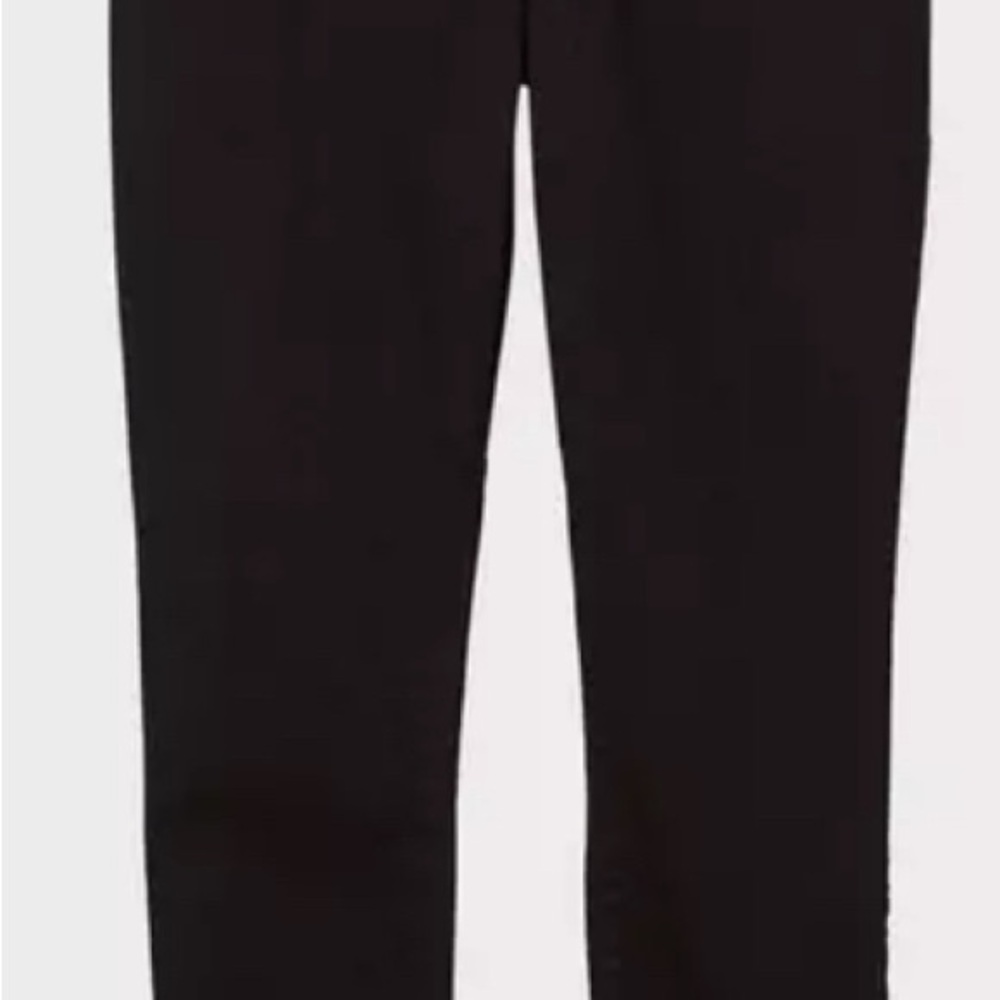 Black plus size stretchy jeans